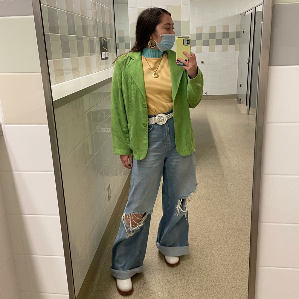 • vintage vegan ultra suede green blazer • - Picture 3 of 6